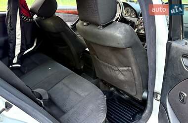 Седан Mercedes-Benz C-Class 2000 в 