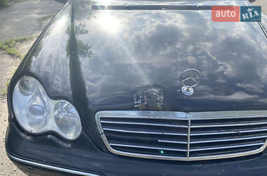 Универсал Mercedes-Benz C-Class 2003 в 
