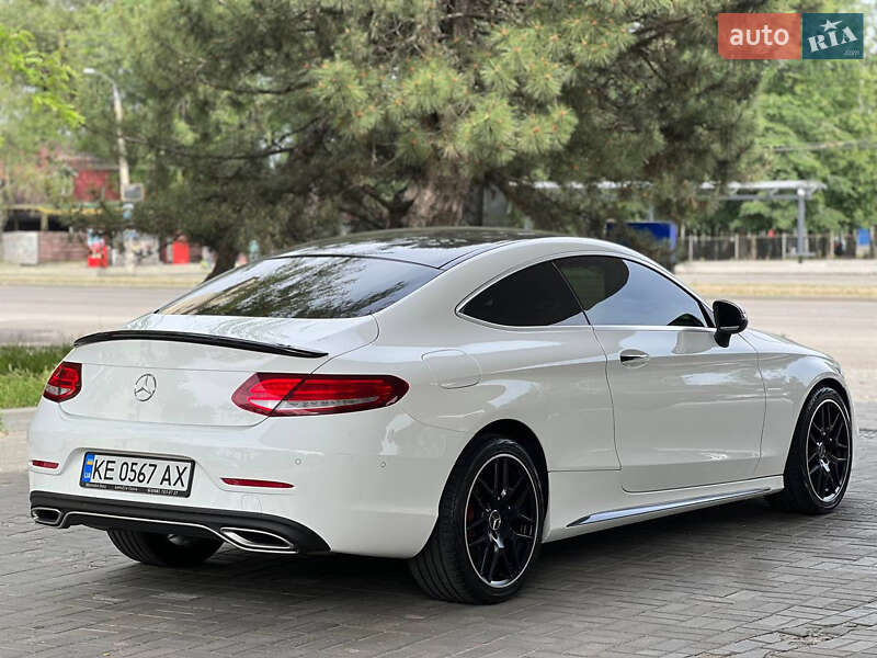 Купе Mercedes-Benz C-Class 2016 в Дніпрі