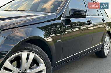 Універсал Mercedes-Benz C-Class 2010 в 