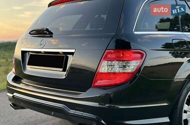 Універсал Mercedes-Benz C-Class 2010 в 
