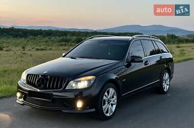 Універсал Mercedes-Benz C-Class 2010 в 