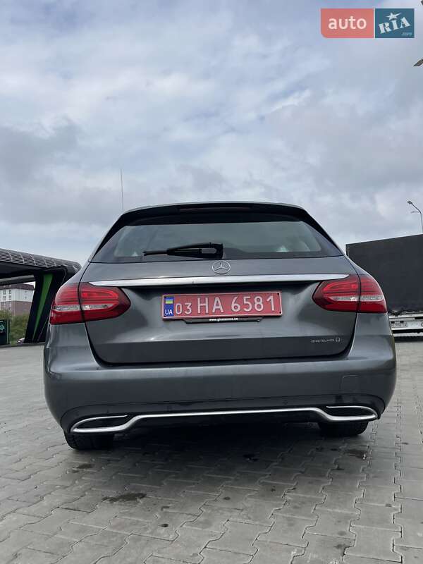 Універсал Mercedes-Benz C-Class 2017 в Стрию