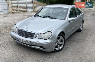 Седан Mercedes-Benz C-Class 2001 в Запоріжжі