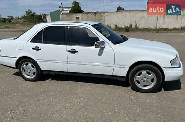 Седан Mercedes-Benz C-Class 1995 в Одессе