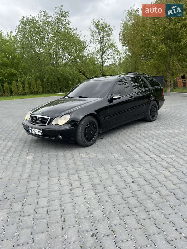 Универсал Mercedes-Benz C-Class 2002 в Зборове