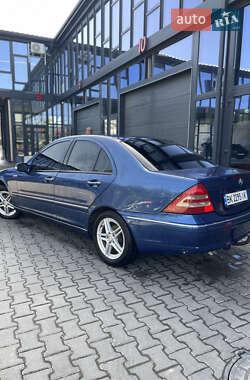 Седан Mercedes-Benz C-Class 2002 в 