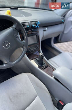 Седан Mercedes-Benz C-Class 2002 в 