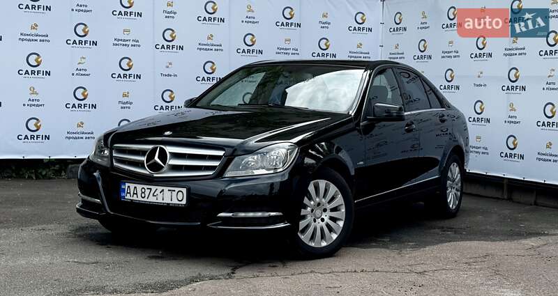 Седан Mercedes-Benz C-Class 2011 в 
