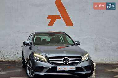 Универсал Mercedes-Benz C-Class 2020 в 