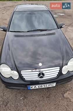 Купе Mercedes-Benz C-Class 2002 в Киеве