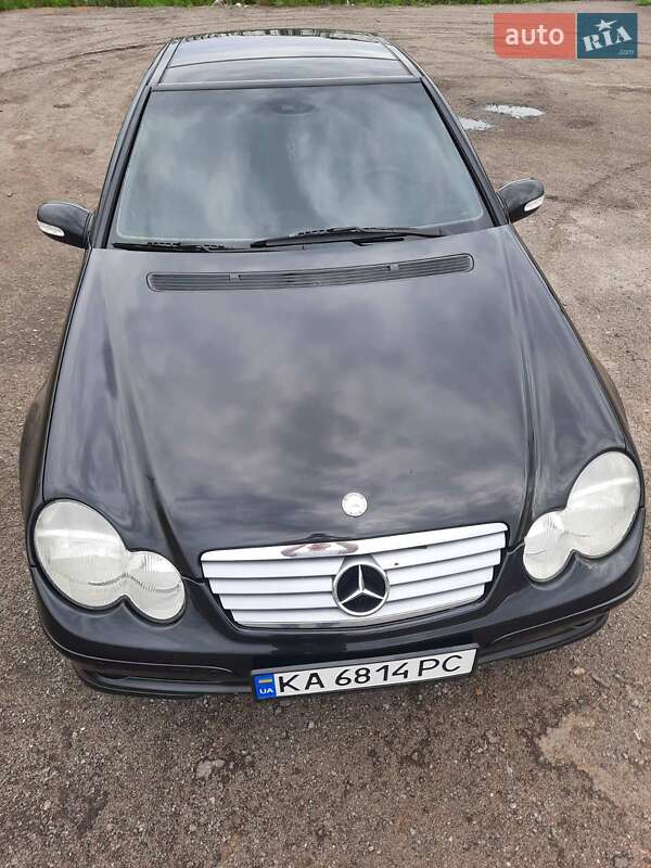 Купе Mercedes-Benz C-Class 2002 в 