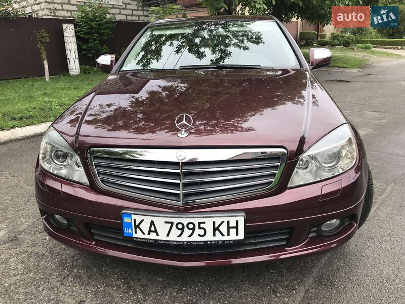 Седан Mercedes-Benz C-Class 2008 в Києві