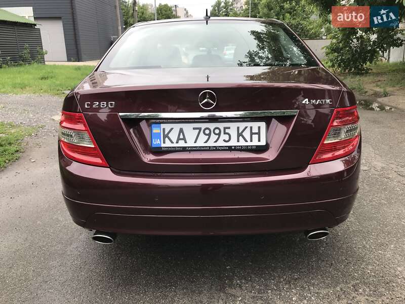 Седан Mercedes-Benz C-Class 2008 в Києві