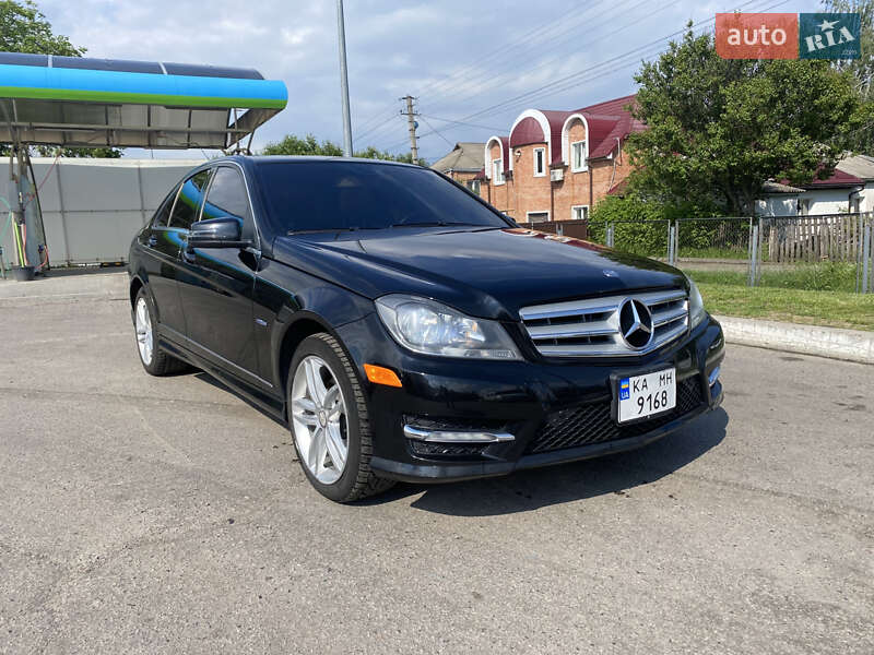Седан Mercedes-Benz C-Class 2012 в 