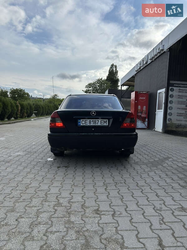 Седан Mercedes-Benz C-Class 1996 в Чернівцях