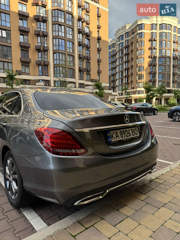 Седан Mercedes-Benz C-Class 2017 в Києві