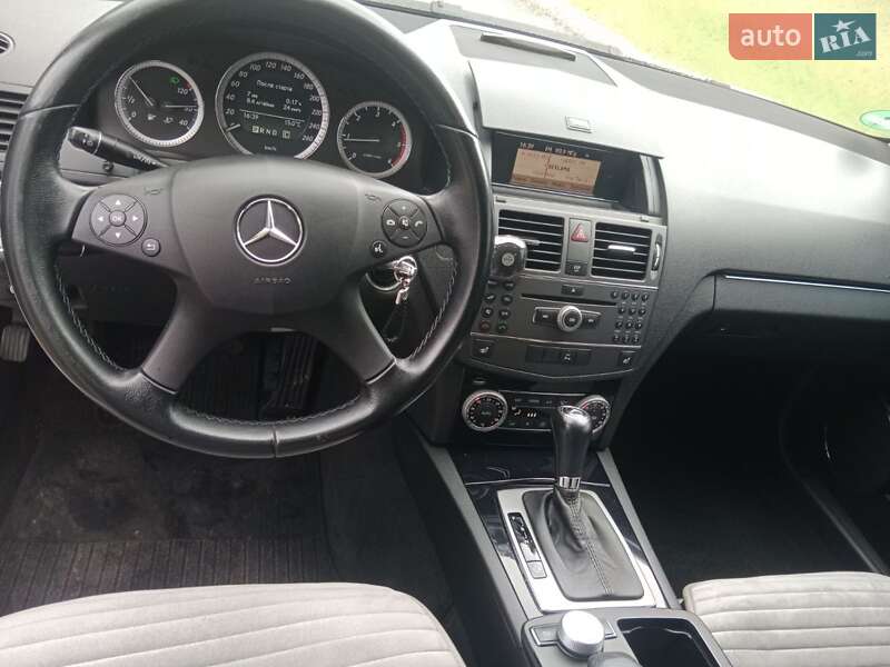 Универсал Mercedes-Benz C-Class 2010 в Ровно