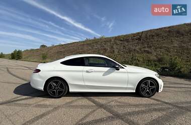 Купе Mercedes-Benz C-Class 2019 в 