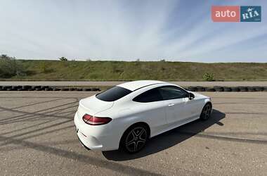 Купе Mercedes-Benz C-Class 2019 в 