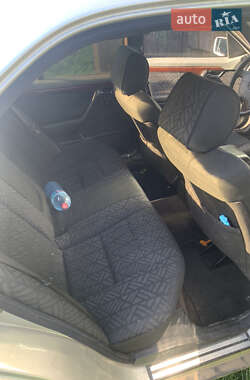 Седан Mercedes-Benz C-Class 1995 в 