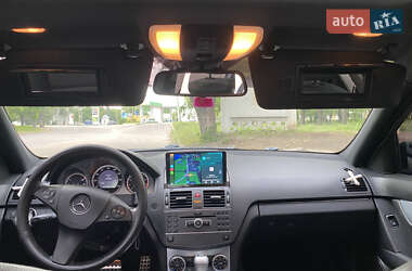 Седан Mercedes-Benz C-Class 2011 в 