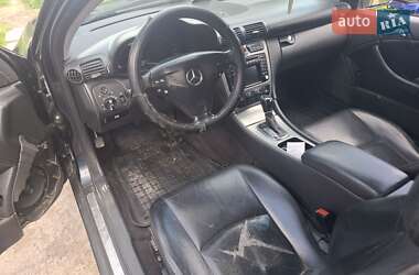 Купе Mercedes-Benz C-Class 2002 в 