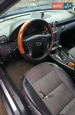 Седан Mercedes-Benz C-Class 2005 в Первомайске