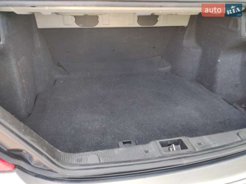 Седан Mercedes-Benz C-Class 2004 в Киеве