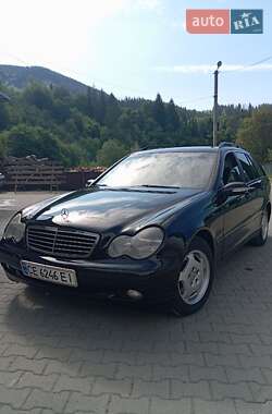 Универсал Mercedes-Benz C-Class 2002 в Верховине