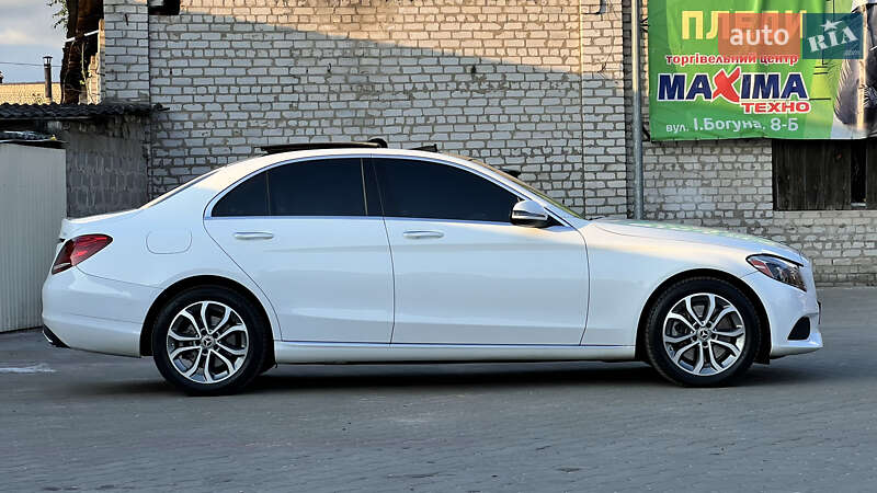 Седан Mercedes-Benz C-Class 2018 в Киеве
