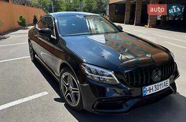 Купе Mercedes-Benz C-Class 2019 в 