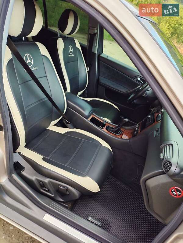 Седан Mercedes-Benz C-Class 2004 в Верховине