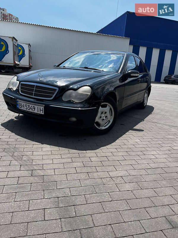 Mercedes-Benz C-Class 2002