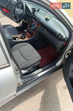 Седан Mercedes-Benz C-Class 2000 в 