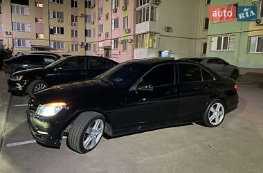 Седан Mercedes-Benz C-Class 2011 в 