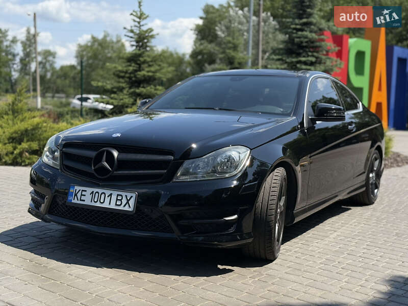 Купе Mercedes-Benz C-Class 2012 в Каменском