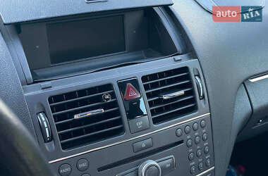 Седан Mercedes-Benz C-Class 2007 в 