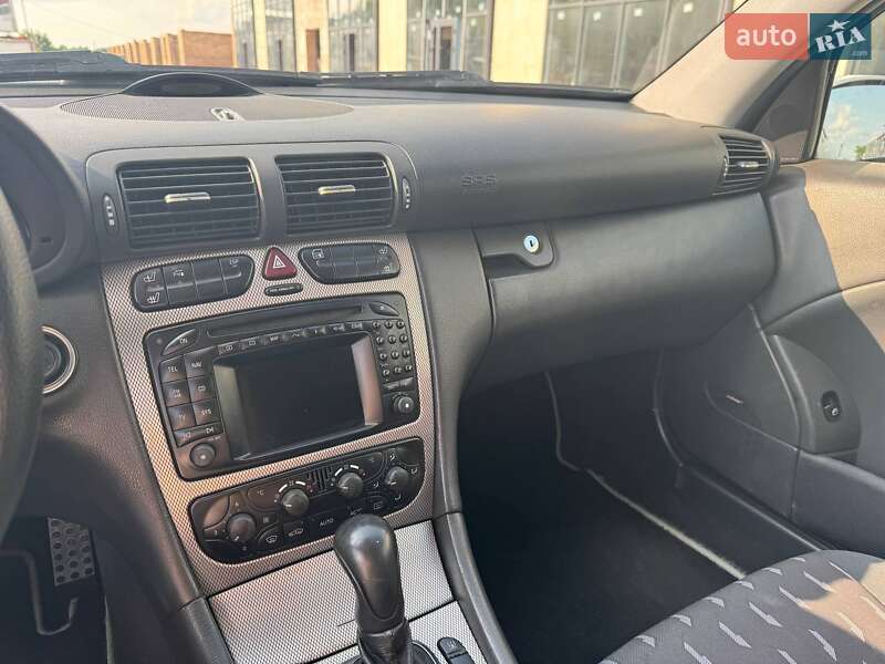 Купе Mercedes-Benz C-Class 2003 в Тернополе