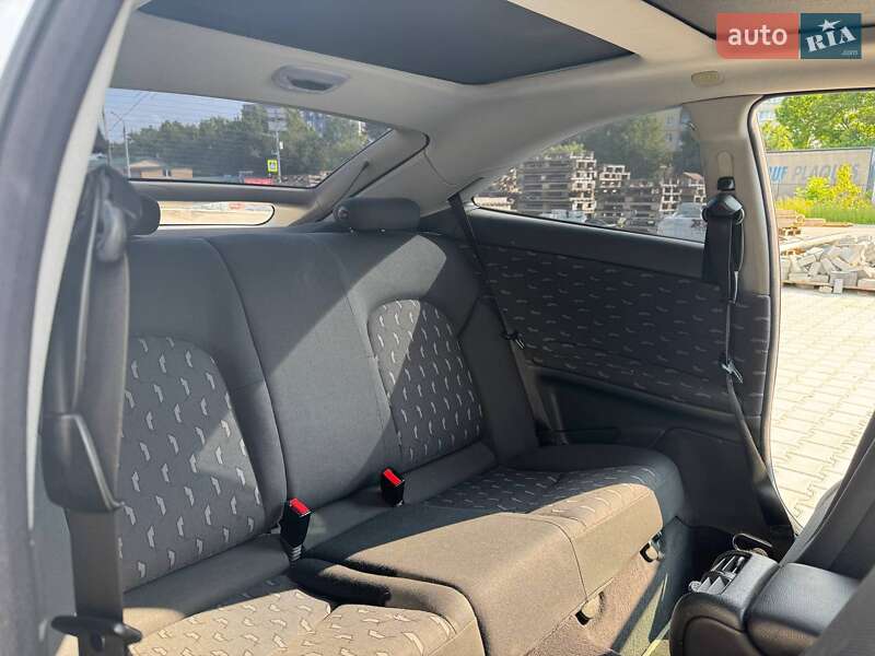 Купе Mercedes-Benz C-Class 2003 в Тернополе