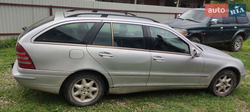 Универсал Mercedes-Benz C-Class 2001 в Тячеве