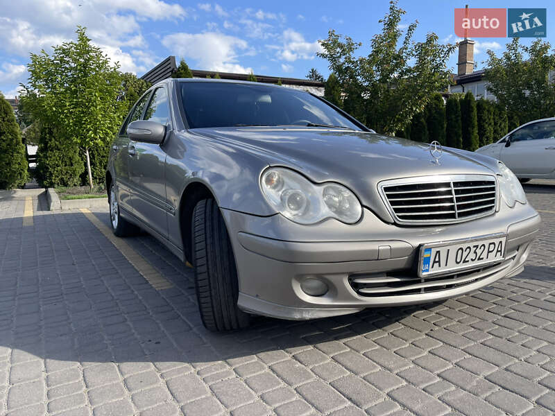 Mercedes-Benz C-Class 2006