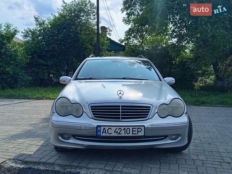 Універсал Mercedes-Benz C-Class 2002 в 