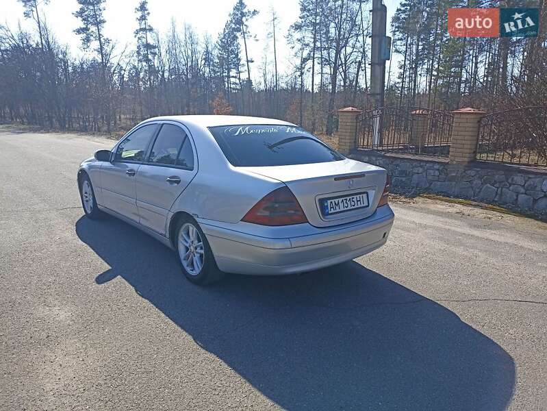 Седан Mercedes-Benz C-Class 2001 в Малине