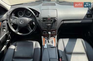 Универсал Mercedes-Benz C-Class 2009 в 