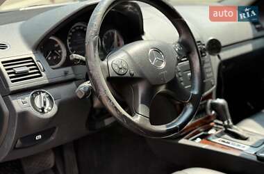 Универсал Mercedes-Benz C-Class 2009 в 