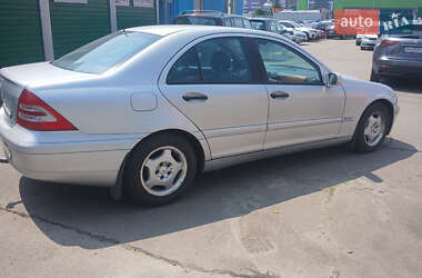 Седан Mercedes-Benz C-Class 2001 в 