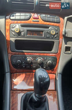 Седан Mercedes-Benz C-Class 2001 в 
