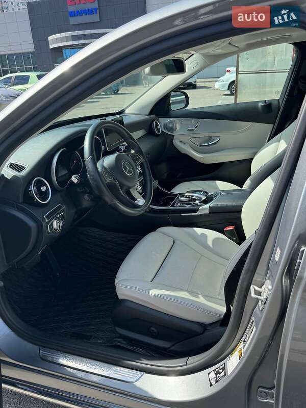 Седан Mercedes-Benz C-Class 2015 в Киеве