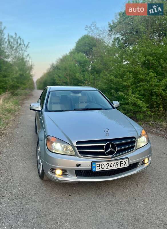 Седан Mercedes-Benz C-Class 2008 в 